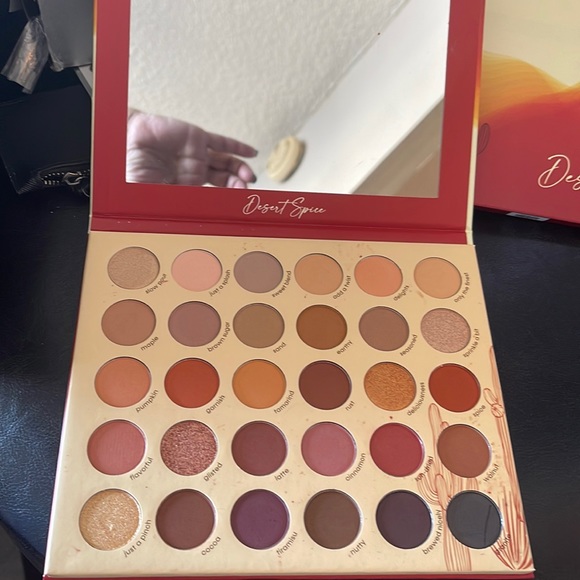 Kai Other - New Kai Kosmetics Desert Spice Eyeshadow Palette 30 Shades Matte & Shimmer